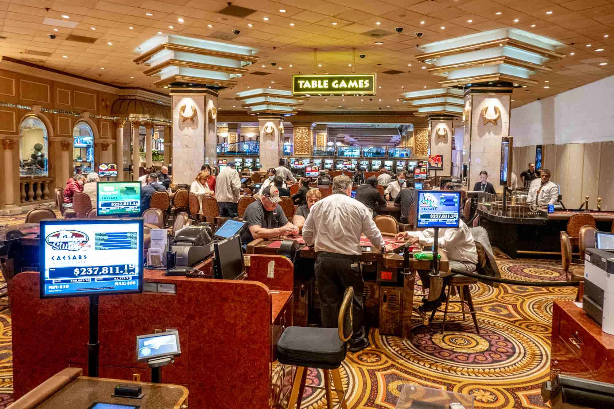 Canlı Casino Stratejileri: Kazancınızı Artırmanın Yolları